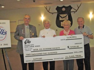 OC Elks Presents $2,500 Check To Humane Society