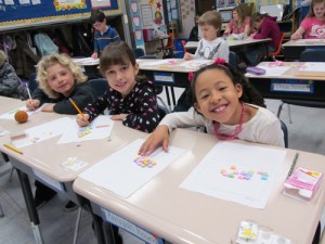 Showell Elementary Students Use Candy Hearts To Create Growing Patterns