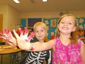 Showell Elementary Students Learn About Colors