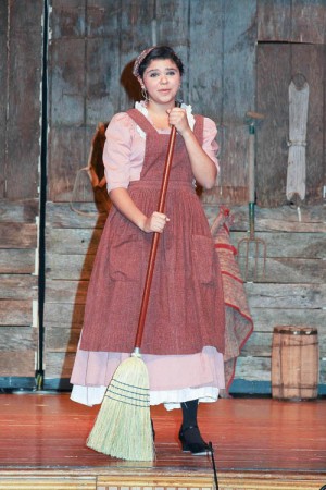Worcester Prep Students Take Part In Production Of Fiddler On The Roof