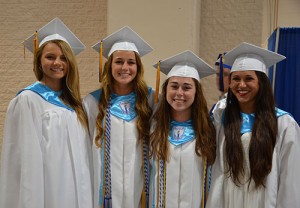 SD High School Senior Class Officers Pose For One Last Picture