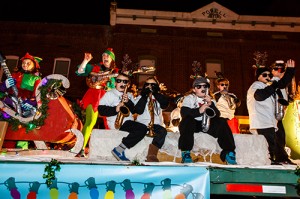 44th Annual Berlin Christmas Parade Marches On Main Street