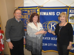 Dazzel Owner Featured Guest Speaker At Kiwainis Club Meeting
