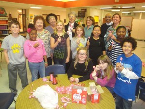 Valentine’s Candy-Gram Fundraiser Held By Buckingham Elementary Students And Kiwians Club Members