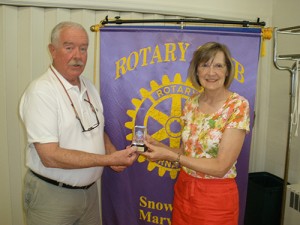 Snow Hill Rotary Club Presents Pat Arata With 2014-2015 Club Partner Of The Year Award