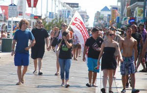 Students Lead Demonstration In Ocean City For D.C. Statehood