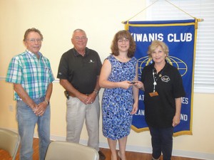 Volunteer Services Manager for the Worcester County Department of Human Resources Guest Speaker At Kiwanis Club Meeting