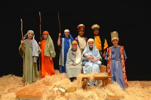 Students Portray Nativity Scene At 45th Annual Christmas Candlelight Service