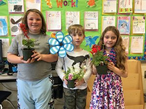 OC Elementary School Hosts Annual PTA Mother’s Day Plant Sale