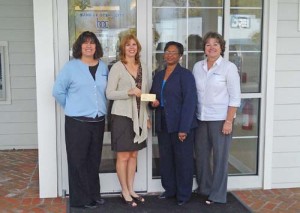 Bank Of OC Donates $500 To Women Supporting Women