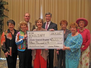 AGH Auxiliary Donates $15,000 To AGH Foundation’s Annual Appeal