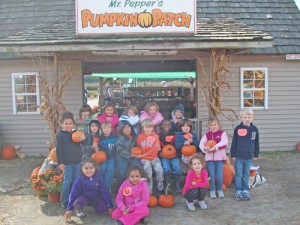 OC Elementary Students Vist Mr. Pepper’s Pumpkin Patch