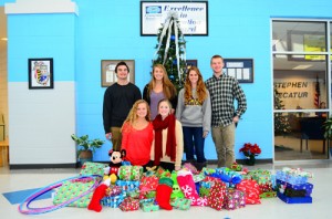 SD High School National Honor Society Adopt Needy Family For The Holidays