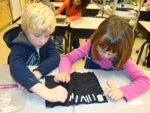 OC Elementary Students Practice Composing Numbers 11 To 19