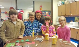 Students And Parents At Showell Elementary Create Winter Crafts