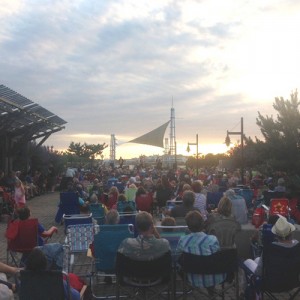Sunset Park Crowds Growing; 500-Plus Turned Out Last Thursday