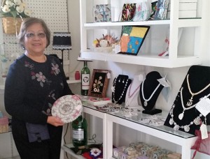 Pineeer Craft Club Selects Luz Castillo As “Crafter Of The Month”