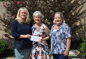 Republican Women Of Worcester County Present $300 Check To Showell Elementary