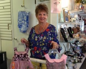 Bobbi McCullen Named Pine’eer Craft Club Crafter Of The Month