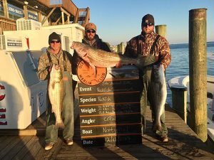 Nontypical Leads Marlin Club Tourney