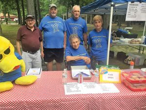 Kiwanis “Dawg Team” Sells Hot Dogs At Ocean Pines Concerts In The Park
