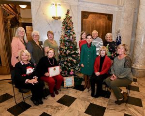 Worcester County Garden Club Participates In State House Tree Decorating Event