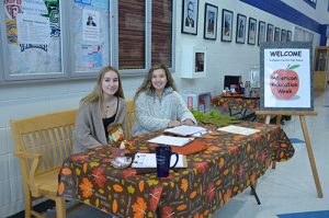 Decatur High Future Educators Students Serve As Greeters For American Education Week