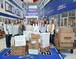 Decatur High Students Donate Packages To Troops