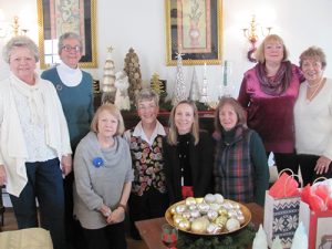 “Books By The Bay” Book Club Enjoy Holiday Luncheon