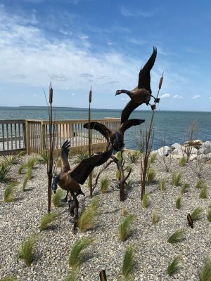 Resort Officials Dedicate ‘Approaching Geese’ Sculpture